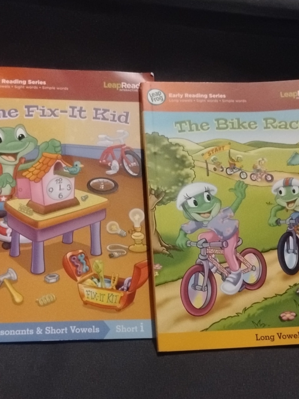 2 Books Early Reading Series - The Bike Race & The Fix-It Kid (Green, Pink)